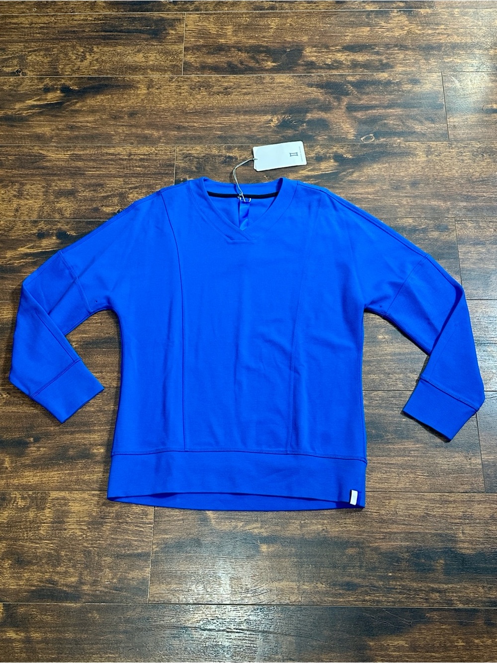 ✨NWT Kit & Ace Full Range V-Neck Pullover Blue Size S $188 💙